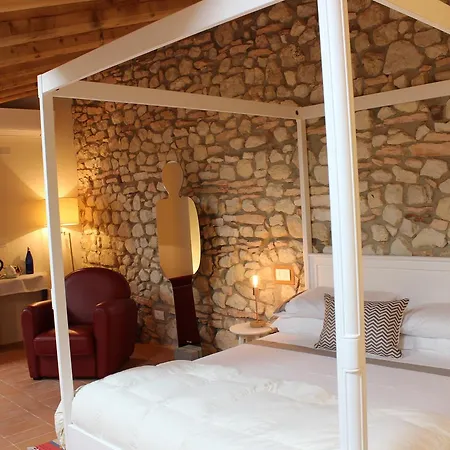 Corte Tre Vigne Bed & Breakfast