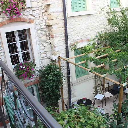 Corte Tre Vigne Oda ve Kahvaltı 4*